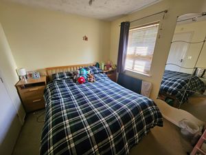 Photo 1- click for photo gallery